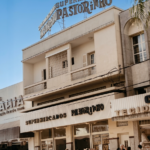 Em Araçatuba-SP, o Supermercados Pastorinho consolidou-se como ponto de referência comercial e social, combinando setores de padaria, confeitaria, lanchonete, feirinha e mercearia, e influenciando a dinâmica do calçadão da Marechal Deodoro e de seu entorno.