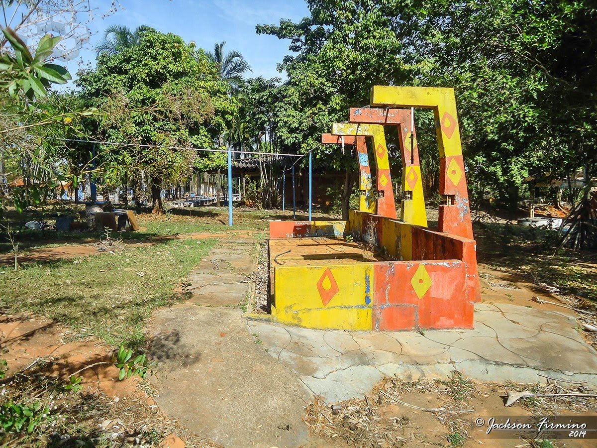 Thermas da Noroeste abandonado