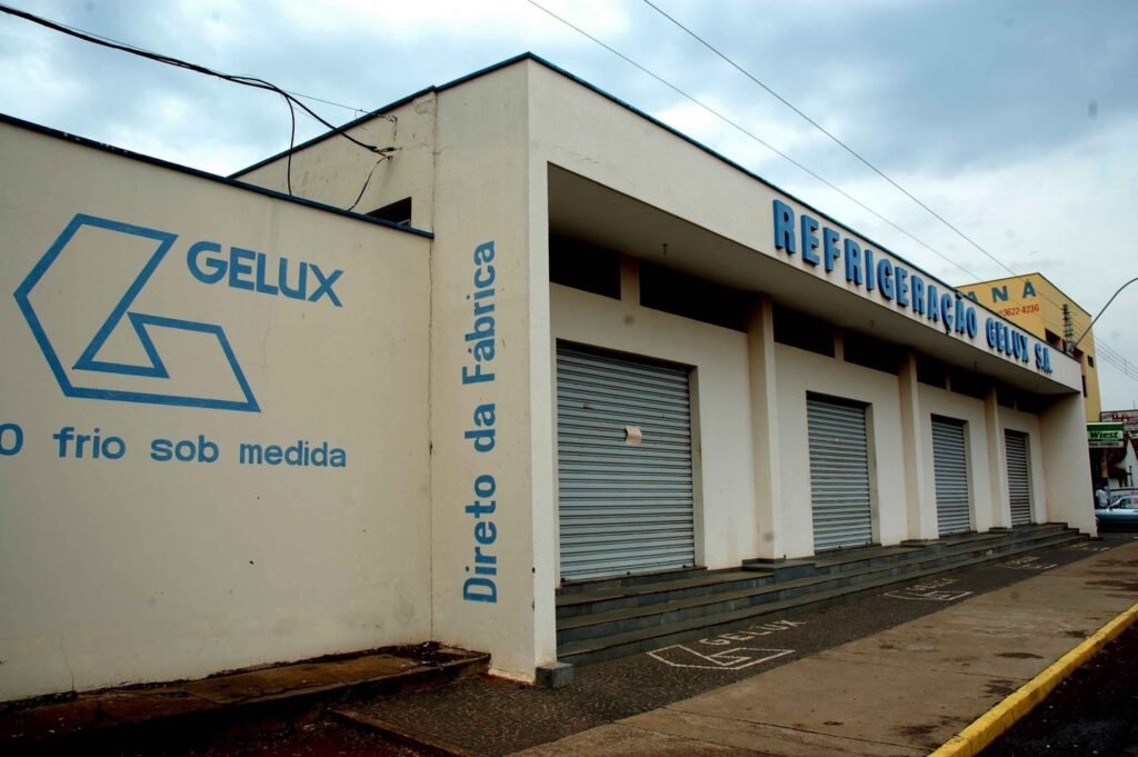 A Gelux Araçatuba marcou a história industrial de Araçatuba-SP e do Noroeste Paulista como uma das principais empresas de refrigeração do interior de São Paulo.