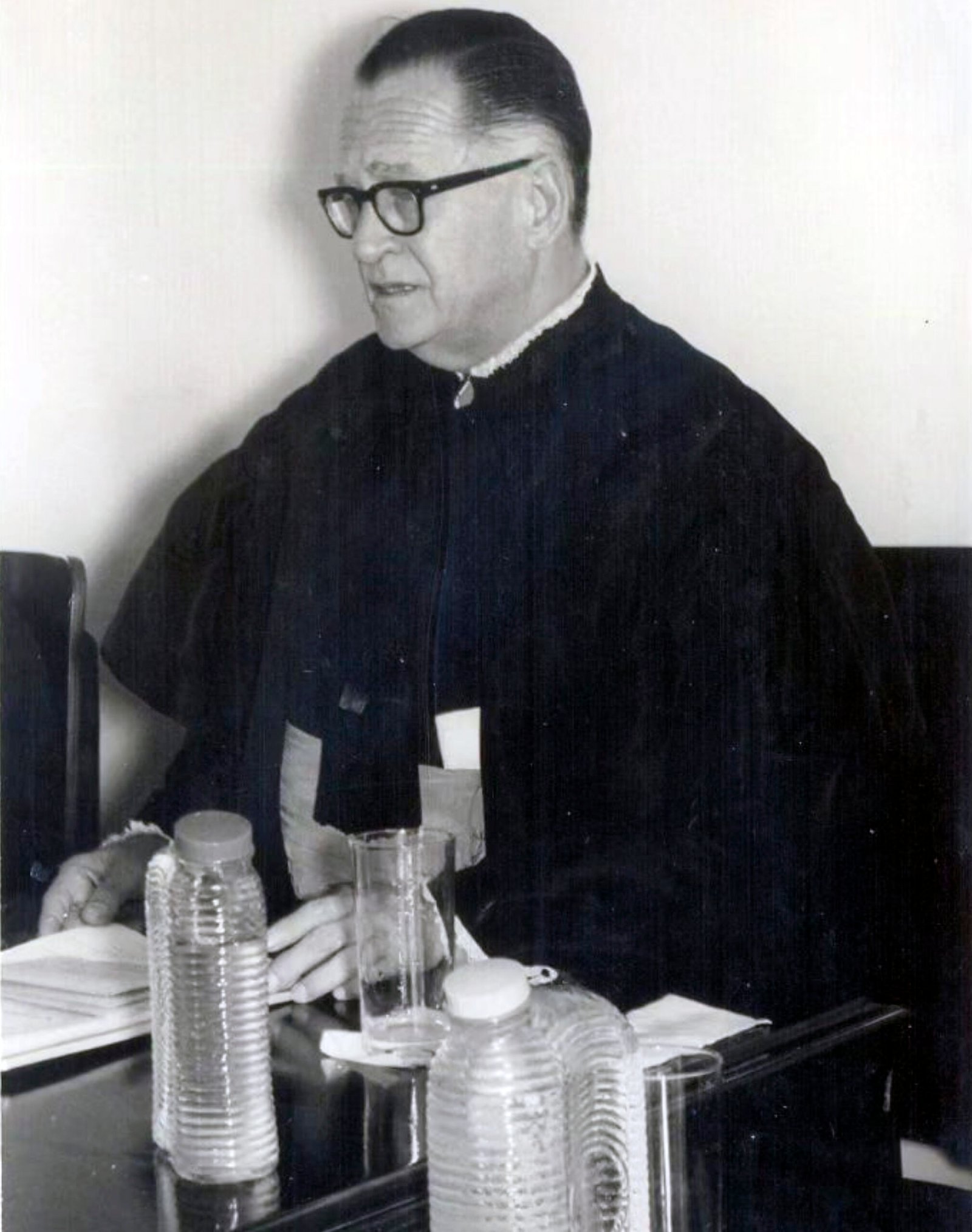 Prof. Dr. Carlos Aldrovandi