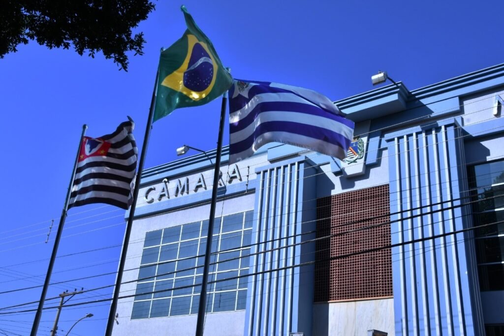 Mais do que uma instituição política, a Câmara é parte viva da história de Araçatuba, com dezenas de projetos que moldaram a cidade em que vivemos. Foto: Prefeitura Municipal de Araçatuba