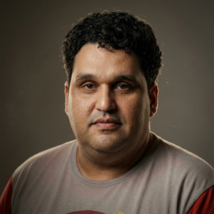 Adriano Luís Correia, o inesquecível "Gordo Louco", foi uma das vozes mais queridas e reconhecidas da rádio Cultura FM de Araçatuba, transmitindo alegria e identidade por quase três décadas no dial 95,5.