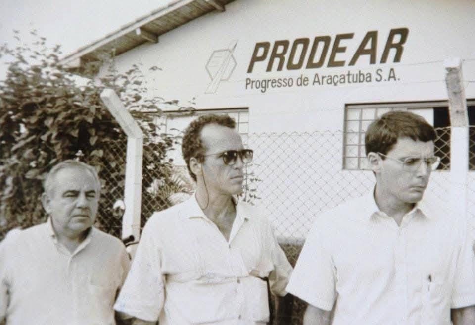 José Corrêa Novarese, Édipo Pereira e Teucle Manarelli em frente à PRODEAR Araçatuba