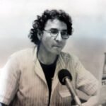 Abdo Souza Guimarães, conhecido artisticamente como Abdo Rogério, nasceu em Araçatuba (SP) e desde jovem demonstrou talento e apreço pelo rádio, meio de comunicação que marcou sua trajetória profissional. O nome artístico foi sugerido pelo cantor Erasmo Carlos, que o aconselhou a adotar um nome de maior impacto, ajudando a consolidar sua identidade no cenário da comunicação.