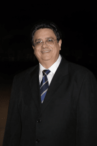 Luiz Alberto Veronese foi uma das figuras mais importantes da medicina em Araçatuba-SP, reconhecido pela precisão nos diagnósticos, pela ética e pela dedicação ao diagnóstico precoce de doenças, especialmente o câncer, beneficiando milhares de pacientes do interior paulista.
