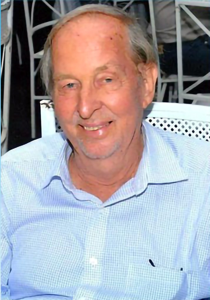 Paulo Grobe, jornalista, ator, diretor teatral, administrador e articulador cultural, tornou-se um dos principais nomes da cultura regional de Araçatuba, com atuação decisiva na gestão pública, no teatro, no jornalismo e na formação de projetos que marcaram gerações no Noroeste Paulista.