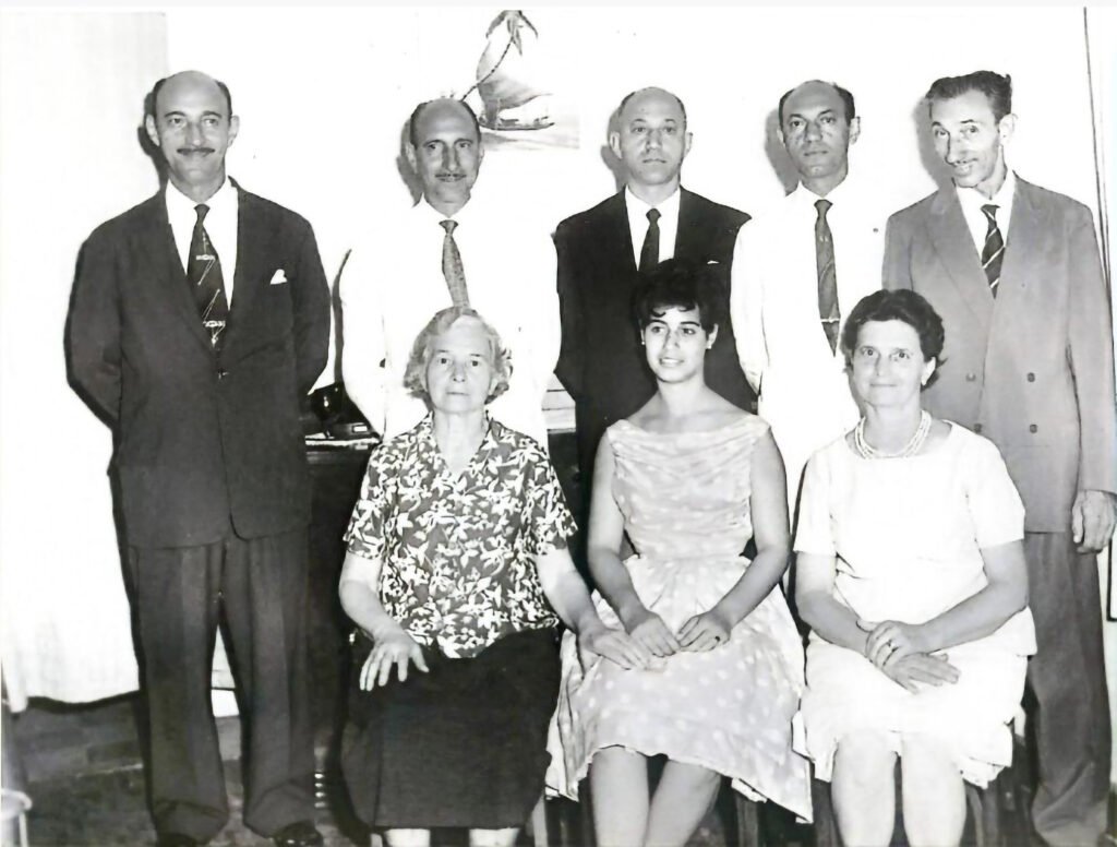 Francisco Cardassi, à esquerda, e irmãos. Ao seu lado, Humberto Cardassi.