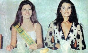 Ângela Maria Favi Desfile