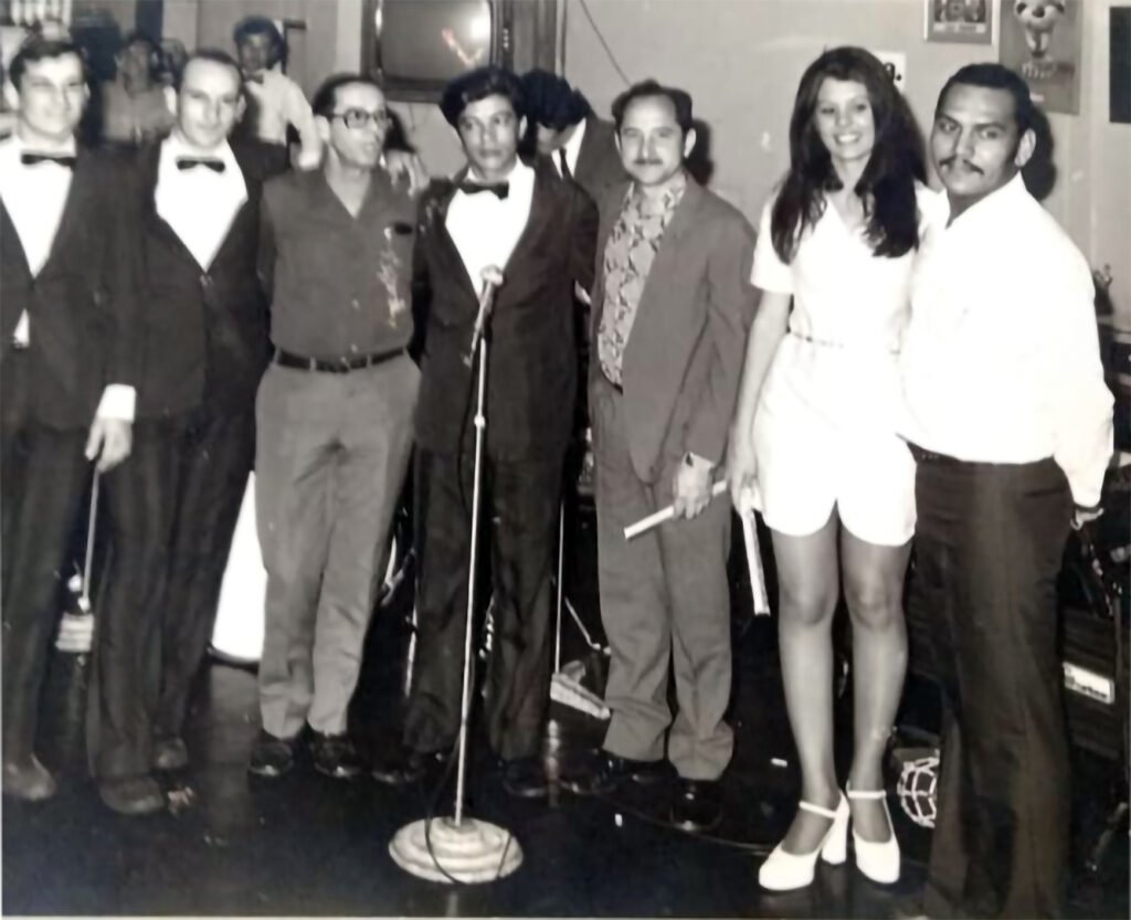 Ângela Maria Favi participando de eventos