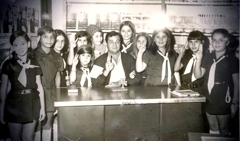 O lançamento do livro Coração de Vidro: José Mauro de Vasconcelos em Araçatuba na Livraria dos Amigos, no ano de 1971, marcou um encontro histórico entre a literatura brasileira e a memória cultural de Araçatuba-SP, reunindo crianças, educadores e leitores em torno da obra do autor de Meu Pé de Laranja Lima.