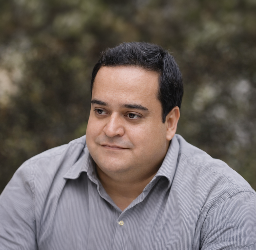 Luís Fernando de Arruda Ramos, conhecido como “Luís da Lomy”, foi engenheiro civil, empresário da construção civil e liderança política de Araçatuba, no Noroeste Paulista.