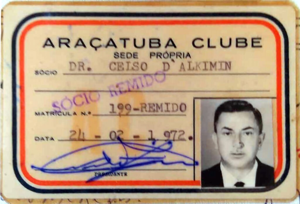 Celso D'Alkmin atuou como médico em Araçatuba durante cerca de duas décadas, com participação direta em instituições estratégicas da região Noroeste Paulista, como a Estrada de Ferro Noroeste do Brasil, o Frigorífico T. Maia, a Maternidade Santa Teresinha, a Santa Casa de Misericórdia de Araçatuba e o Hospital Modelo, além de integrar a fundação do Clube dos Médicos da cidade.