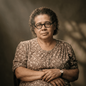 Benedita Fernandes, conhecida como Dama da Caridade, em momentos de sua atuação em Araçatuba-SP, onde fundou a Associação das Senhoras Cristãs e deu origem às obras que resultaram na Casa da Criança e no Sanatório, atual Hospital Psiquiátrico Benedita Fernandes, referência em assistência social e saúde mental na região Noroeste Paulista.