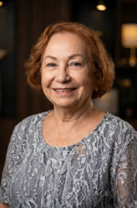 Maria José Bedran de Castro - Zezé Bedran. Professora, vereadora, escritora e uma das primeiras advogadas de Araçatuba.