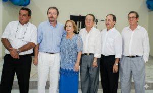 Maria José Bedran de Castro e seus filhos Fernando Gomes de Castro, João César Bedran de Castro, José Maria Bedran de Castro, Ari Bedran de Castro e Pedro Paulo Bedran de Castro.