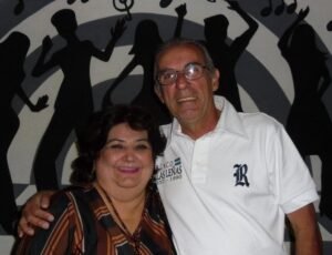 Ivany Oliveira Manzatti da Cruz e seu marido Reinaldo Alves da Cruz